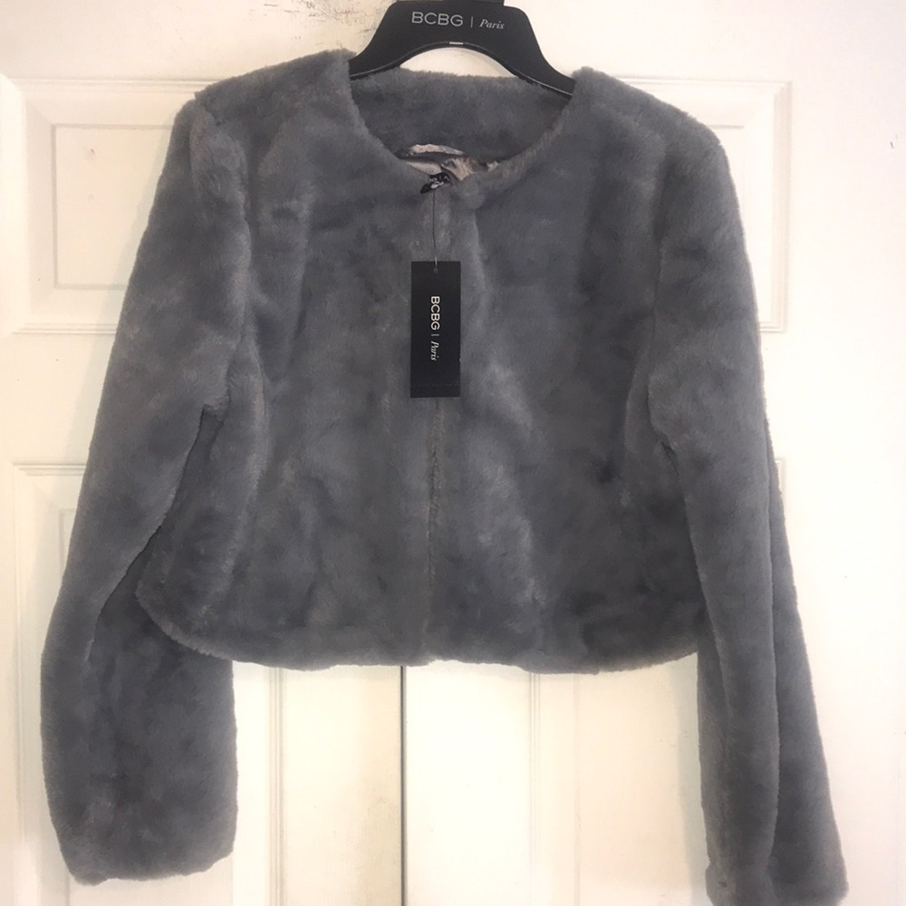 NWT Women’s BCBG Paris Faux Fur Cropped Jacket